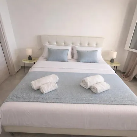 Πανσιόν La Riva 4*